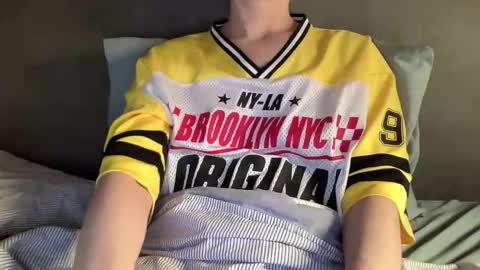 Lara Neon online show from February 2026 02:54:01 PM