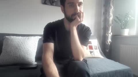 Snapshot of laraaan chatting on October 2025 02:29:01 PM laraaan online show from October 2025 02:29:01 PM