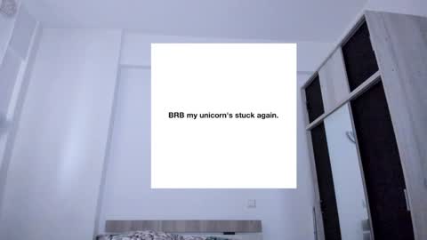 Snapshot of laracara chatting on December 2024 07:48:02 AM Lara online show from December 2024 07:48:02 AM