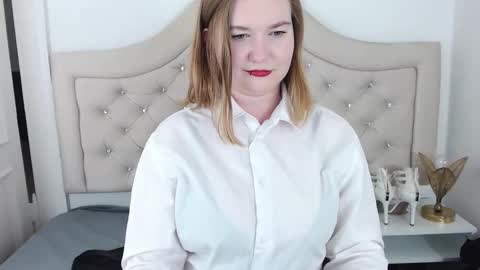 LaraFlirt online show from December 2024 04:07:02 PM