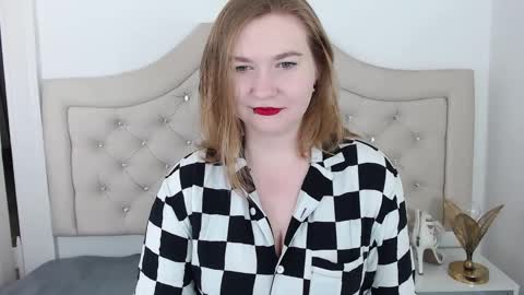 LaraFlirt online show from January 2025 05:06:01 PM