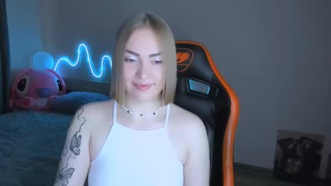 LaraKrein lk online show from March 2026 12:44:01 PM