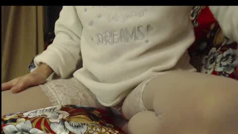 laralhotr online show from January 2025 05:50:01 PM