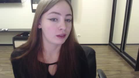 Snapshot of laralianna chatting on December 2024 04:37:01 PM Laralianna online show from December 2024 04:37:01 PM