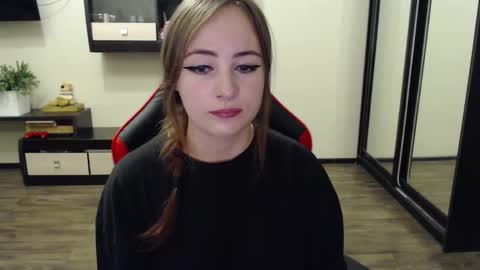 Snapshot of laralianna chatting on September 2025 03:50:02 AM Laralianna online show from September 2025 03:50:02 AM