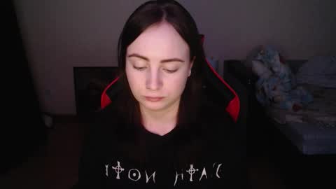 Laralianna online show from December 2025 11:00:01 PM