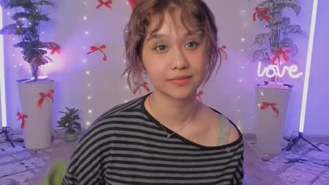 Lara online show from March 2026 08:26:01 PM