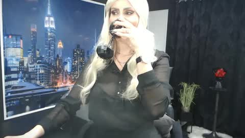 laras_moans online show from February 2025 11:27:02 AM