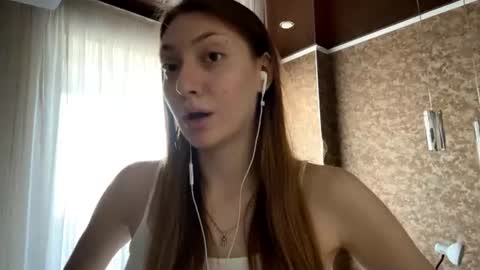 Snapshot of lareebuggie chatting on July 2026 05:45:01 AM Eva online show from July 2026 05:45:01 AM
