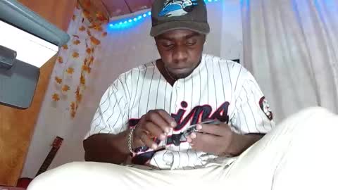 Snapshot of largo_eddy chatting on December 2025 07:14:02 AM Largo eddy online show from December 2025 07:14:02 AM