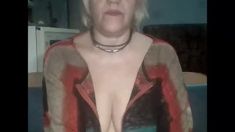 Snapshot of larisaq4ugo24 chatting on March 2026 07:50:01 PM larisaq4ugo24 online show from March 2026 07:50:01 PM