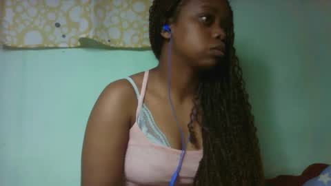 larissa645771 online show from September 2025 04:56:01 AM