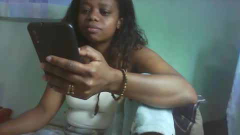 larissa645771 online show from October 2025 05:03:01 PM