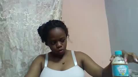 Snapshot of larissa645771 chatting on June 2026 09:56:02 AM larissa645771 online show from June 2026 09:56:02 AM