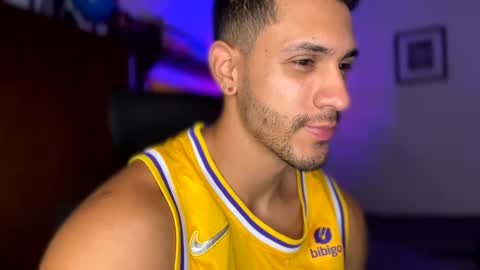 andrew online show from December 2024 05:19:02 PM