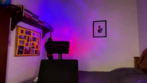 andrew online show from February 2025 10:20:01 PM