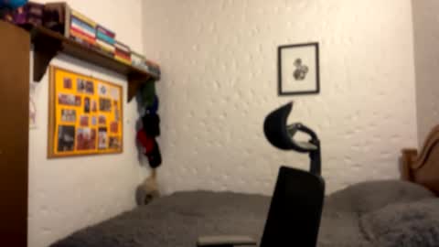 andrew online show from February 2025 10:43:02 PM