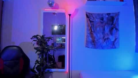 larry_stewart online show from November 2025 01:33:02 PM