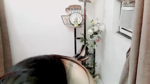 Snapshot of laspagera chatting on October 2025 12:27:01 PM Kendra online show from October 2025 12:27:01 PM