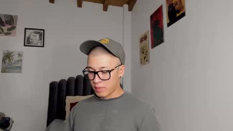 lass_nazar online show from September 2025 01:16:02 AM