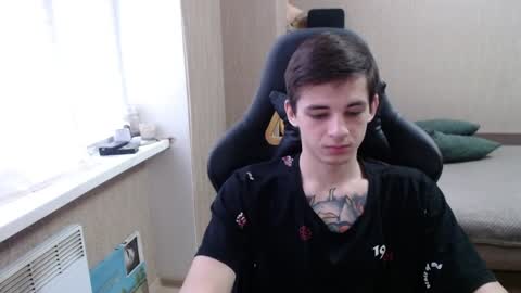 Snapshot of last_kenny chatting on December 2024 12:02:01 PM Kenny online show from December 2024 12:02:01 PM