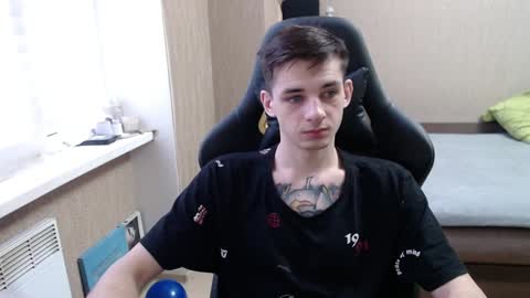 Snapshot of last_kenny chatting on January 2025 01:43:01 PM Kenny online show from January 2025 01:43:01 PM