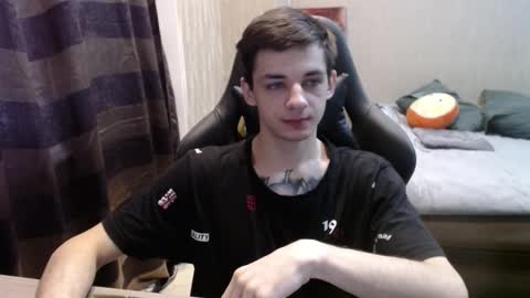 Snapshot of last_kenny chatting on October 2025 10:57:02 AM Kenny online show from October 2025 10:57:02 AM