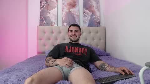 Snapshot of latam_ chatting on March 2026 10:57:01 PM YOUR BABY online show from March 2026 10:57:01 PM