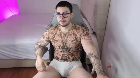 Snapshot of latam_ chatting on July 2026 09:54:02 PM YOUR BABY online show from July 2026 09:54:02 PM