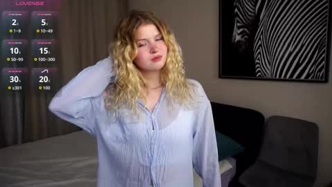 Snapshot of latanyabarthel chatting on September 2025 05:35:02 PM Jay online show from September 2025 05:35:02 PM