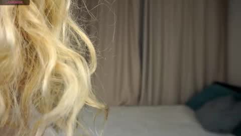 Snapshot of latanyabarthel chatting on October 2025 04:39:01 PM Jay online show from October 2025 04:39:01 PM