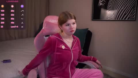 Snapshot of latanyabarthel chatting on November 2025 05:15:01 PM Jay online show from November 2025 05:15:01 PM