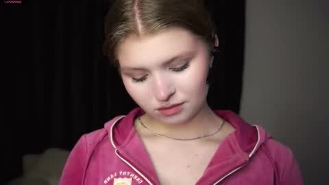 Snapshot of latanyabarthel chatting on November 2025 06:43:02 PM Jay online show from November 2025 06:43:02 PM