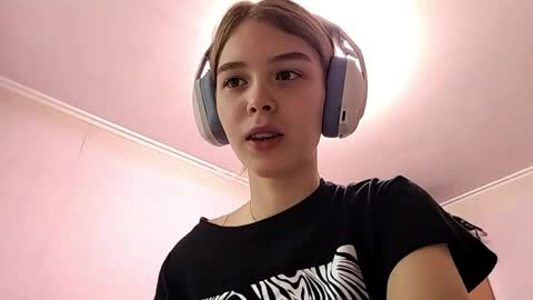 Linet online show from April 2026 09:06:01 AM