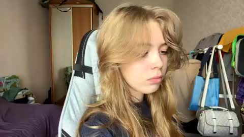 Snapshot of lateshastarnaud chatting on June 2026 06:30:01 AM Linet online show from June 2026 06:30:01 AM