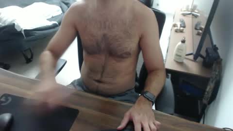Snapshot of latexdave84 chatting on May 2026 10:33:01 AM latexdave84 online show from May 2026 10:33:01 AM