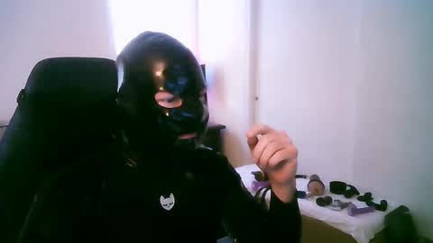 latexminheadroom online show from March 2025 08:42:01 PM