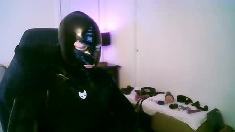 latexminheadroom online show from March 2025 04:17:02 AM