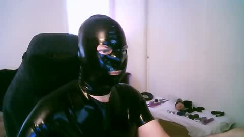 latexminheadroom online show from January 2026 07:15:02 PM