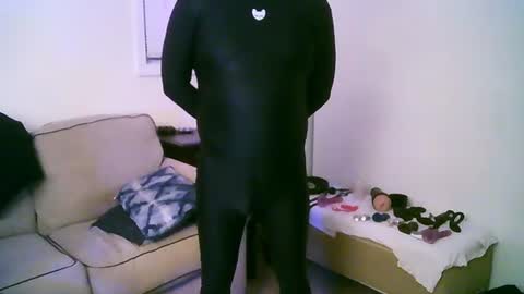 Snapshot of latexminheadroom chatting on July 2026 12:50:01 AM latexminheadroom online show from July 2026 12:50:01 AM