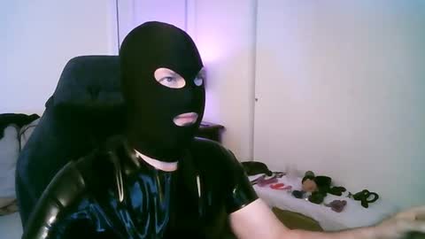 Snapshot of latexminheadroom chatting on July 2026 02:27:02 AM latexminheadroom online show from July 2026 02:27:02 AM