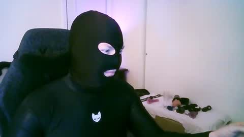 Snapshot of latexminheadroom chatting on July 2026 02:40:01 AM latexminheadroom online show from July 2026 02:40:01 AM