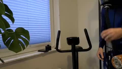 Snapshot of latexslaafboy2 chatting on December 2025 08:09:01 AM latexslaafboy online show from December 2025 08:09:01 AM