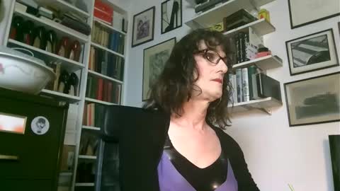 LatexTG online show from January 2025 06:04:01 PM