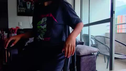 Snapshot of latin_couple77 chatting on March 2026 10:58:01 PM Sara y Andy online show from March 2026 10:58:01 PM