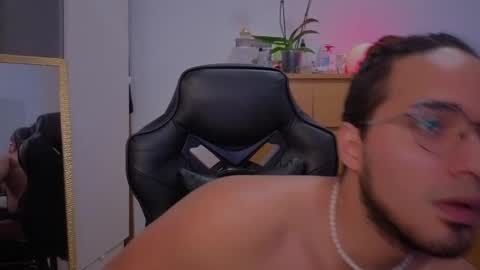 Snapshot of latin_luxury_i chatting on November 2025 06:08:01 AM Free OF online show from November 2025 06:08:01 AM