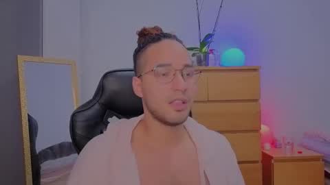 Snapshot of latin_luxury_i chatting on November 2025 06:15:01 AM Free OF online show from November 2025 06:15:01 AM