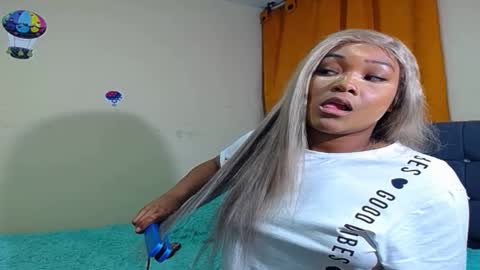 karen online show from March 2025 04:32:01 AM