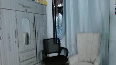 latina_queen0 online show from July 2026 11:19:01 PM