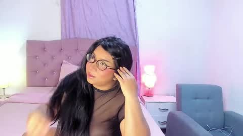 Martina online show from April 2026 05:10:01 AM